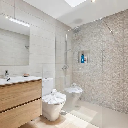 Home2book Relaxing Getaway With Bbq Apartman