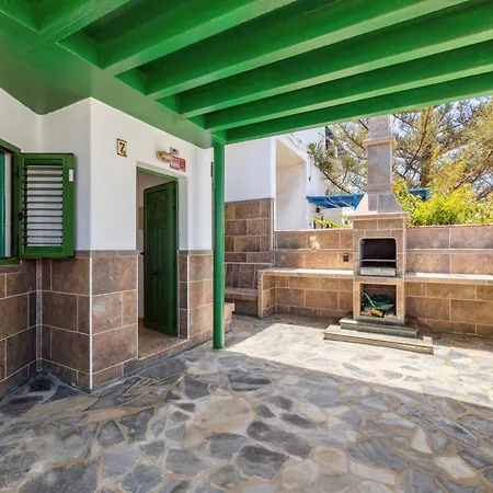 Home2book Relaxing Getaway With Bbq Apartman