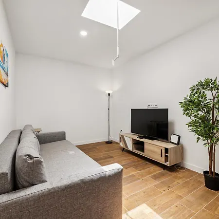 Apartman Home2book Relaxing Getaway With Bbq *